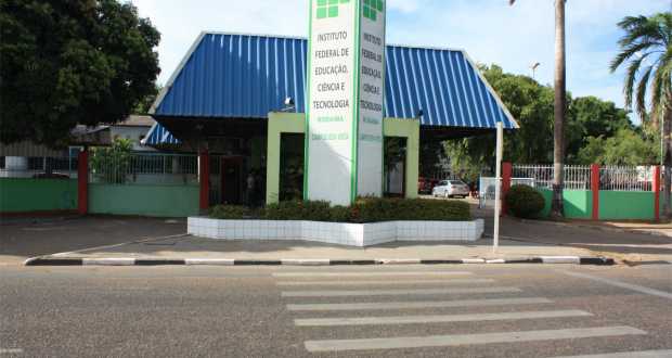 Provas do processo seletivo e do vestibular do Campus Boa Vista ocorrem neste domingo, dia 14   