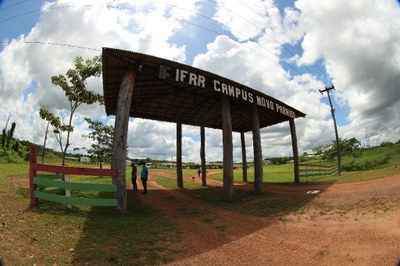 O retorno das turmas de terceiros anos faz parte da segunda fase do retorno gradual da unidade